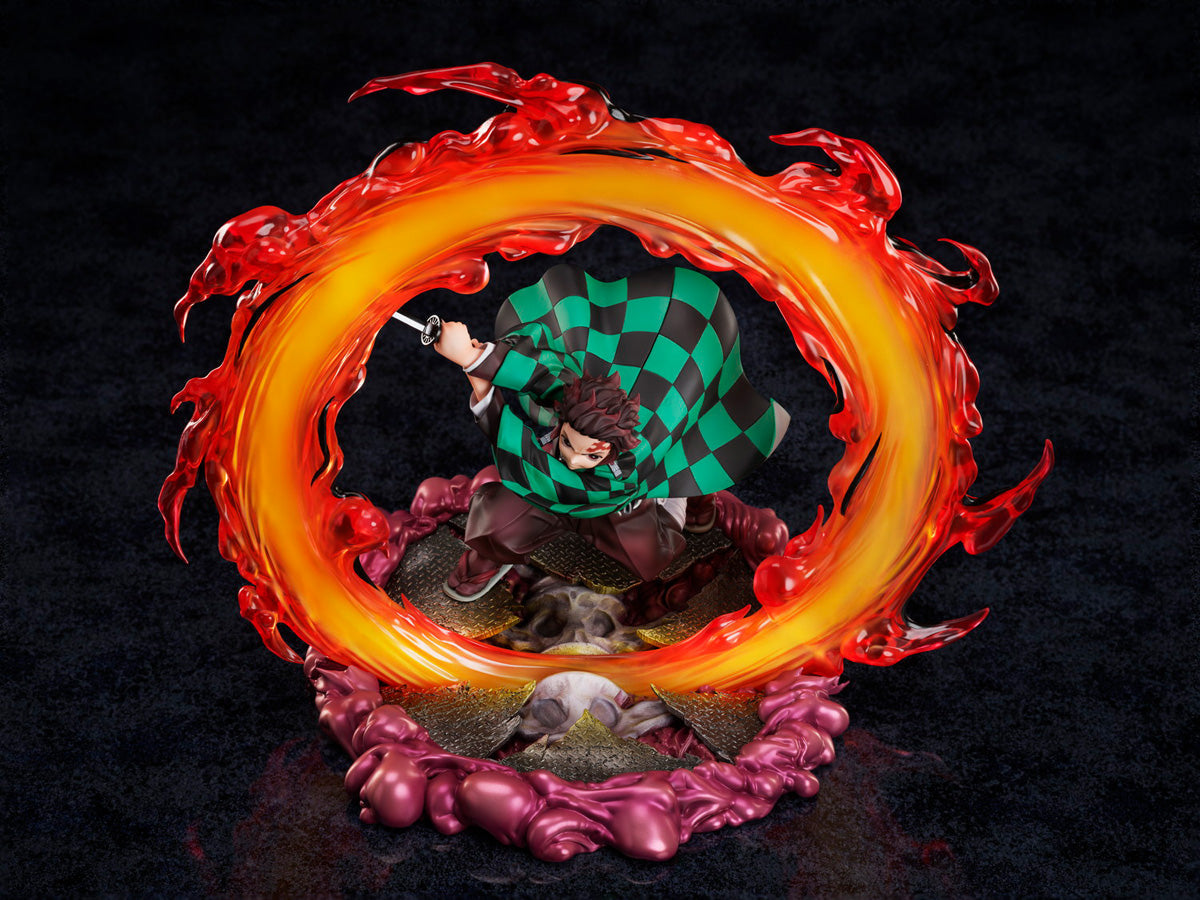 Demon Slayer: Kimetsu no Yaiba - Tanjiro Kamado 1/8 Scale Figure (Hinokami Kagura Clear Blue Sky Ver.)