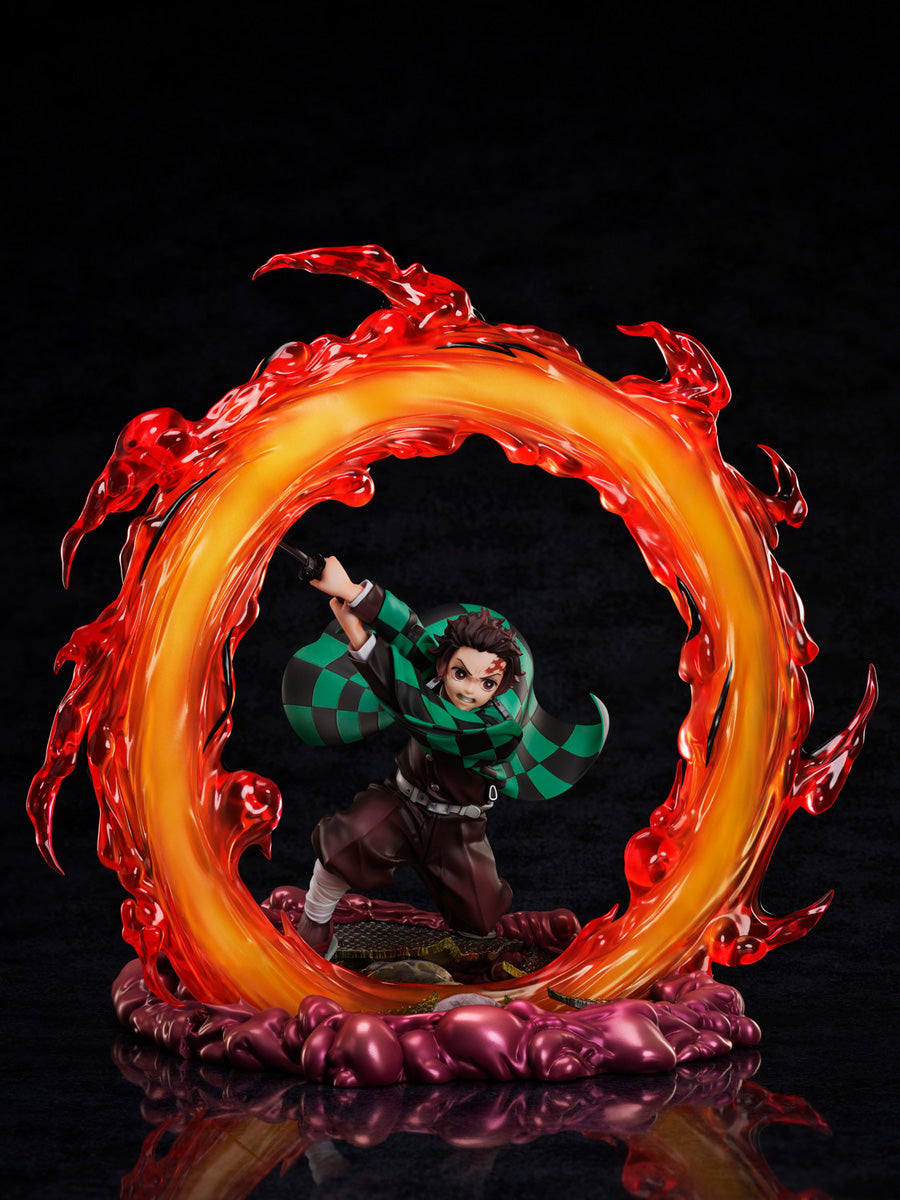 Demon Slayer: Kimetsu no Yaiba - Tanjiro Kamado 1/8 Scale Figure (Hinokami Kagura Clear Blue Sky Ver.)