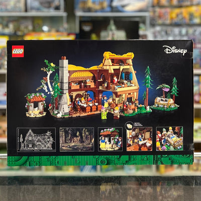 Snow White and the Seven Dwarfs' Cottage, 43242 - Disney Set
