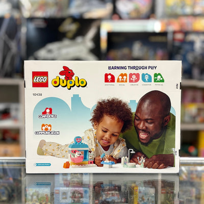 Visit to the Vet Clinic, 10438 - Duplo Set