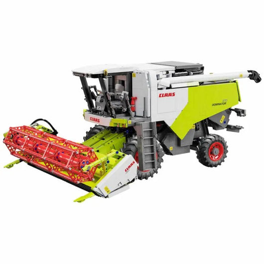 Claas Dominator 370 Harvester