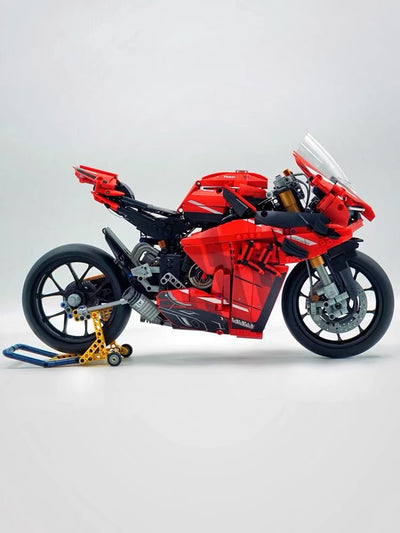 High-Performance Superbike Concept – Red