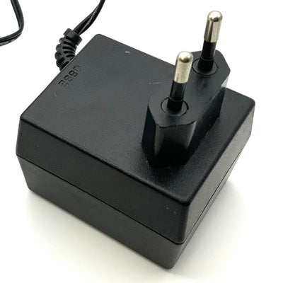Electric Train Speed Regulator 9V Power Adapter 220V 50Hz (Continental European)