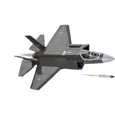 F-35A Lightning II "Husarz" Fighter Jet: COBI Set #5904