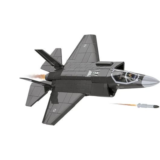F-35A Lightning II "Husarz" Fighter Jet: COBI Set #5904