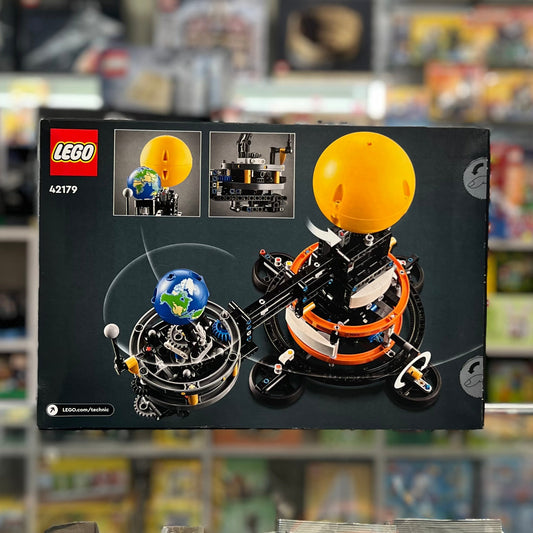 Planet Earth and Moon in Orbit, 42179 - Technic Set