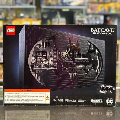 76252 - Batcave Shadowbox - EMPTY BOX ONLY