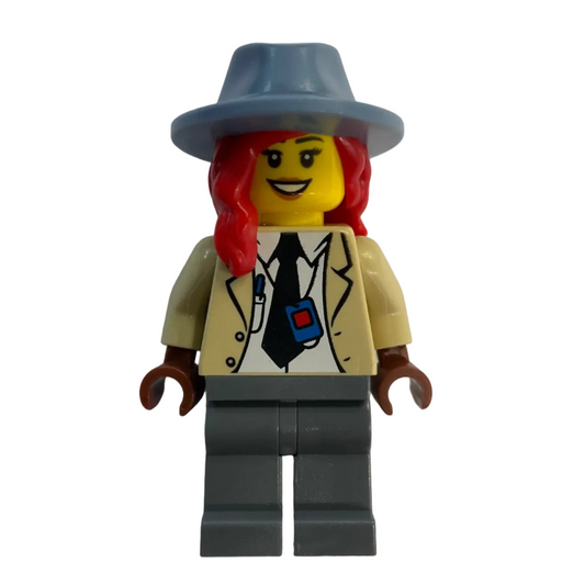 Play Day 2023 Detective, Female, gen184 - Employee Gift