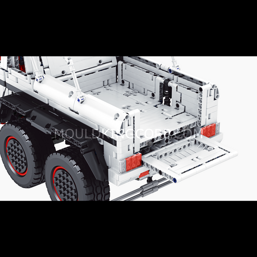 MK 13061S Remote Controlled Glass 700 6x6 Building Set | 3,825pcs
